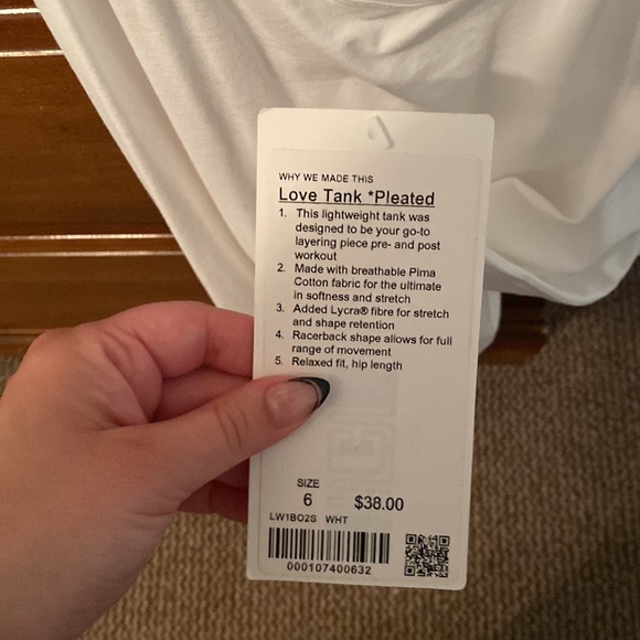 Lululemon Love Tank Pleated - Picture 4 of 4